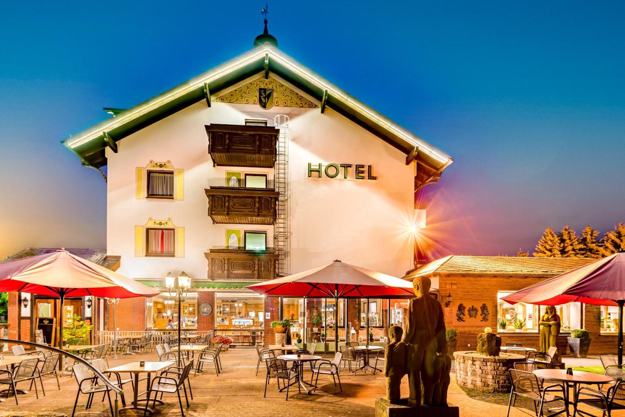 Best Western Hotel Brunnenhof Weibersbrunn Exterior foto