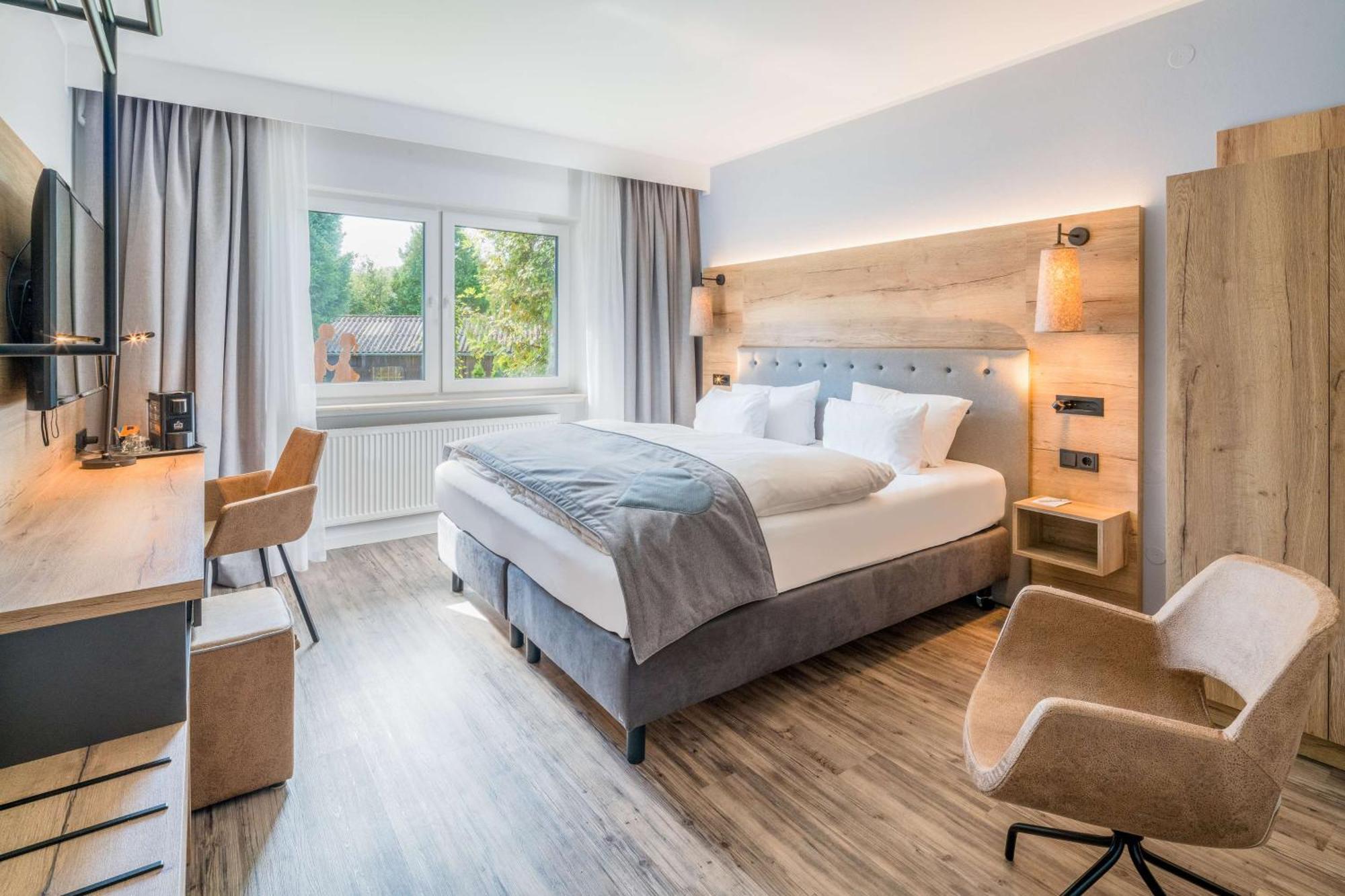 Best Western Hotel Brunnenhof Weibersbrunn Exterior foto