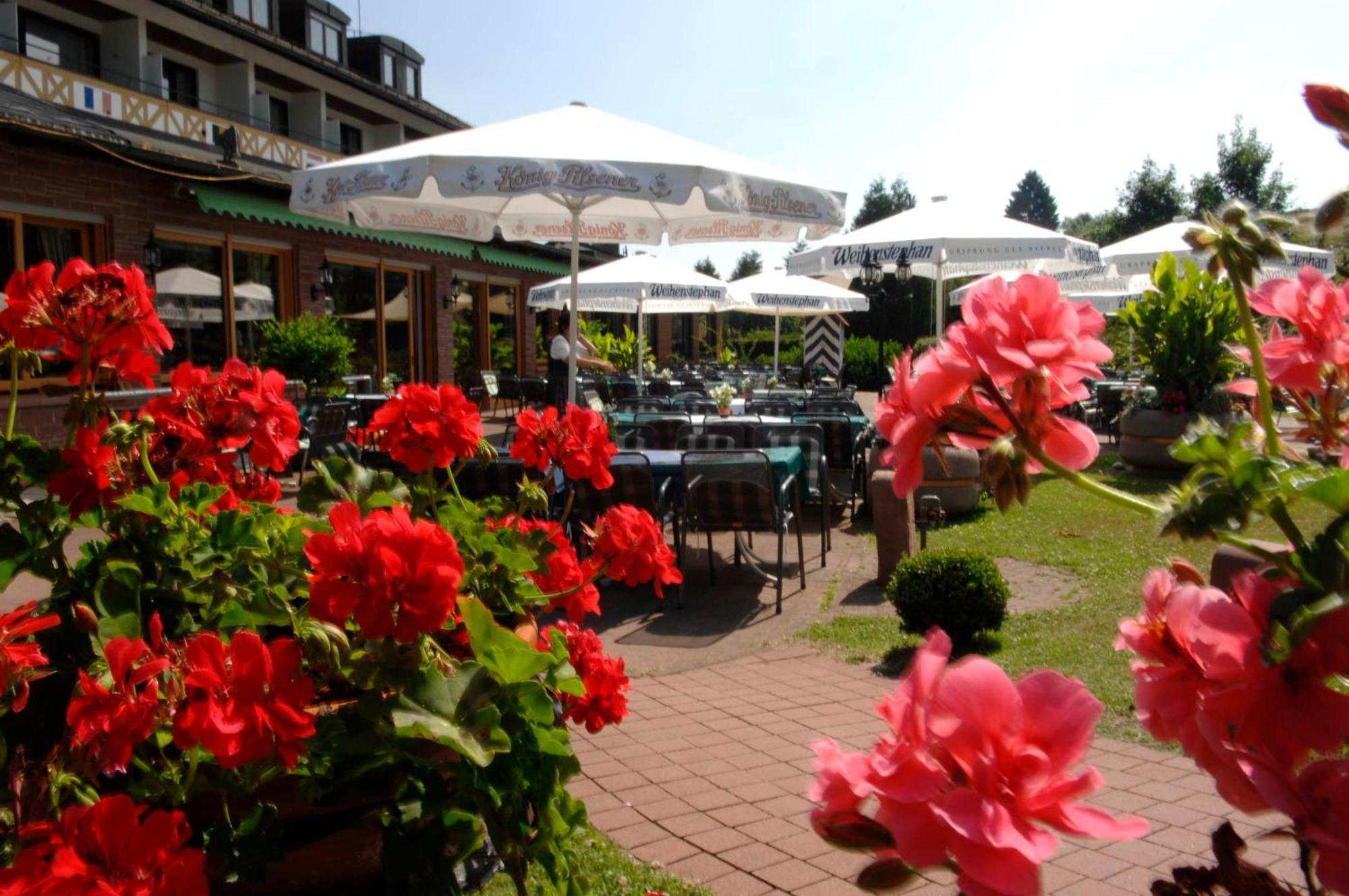 Best Western Hotel Brunnenhof Weibersbrunn Exterior foto